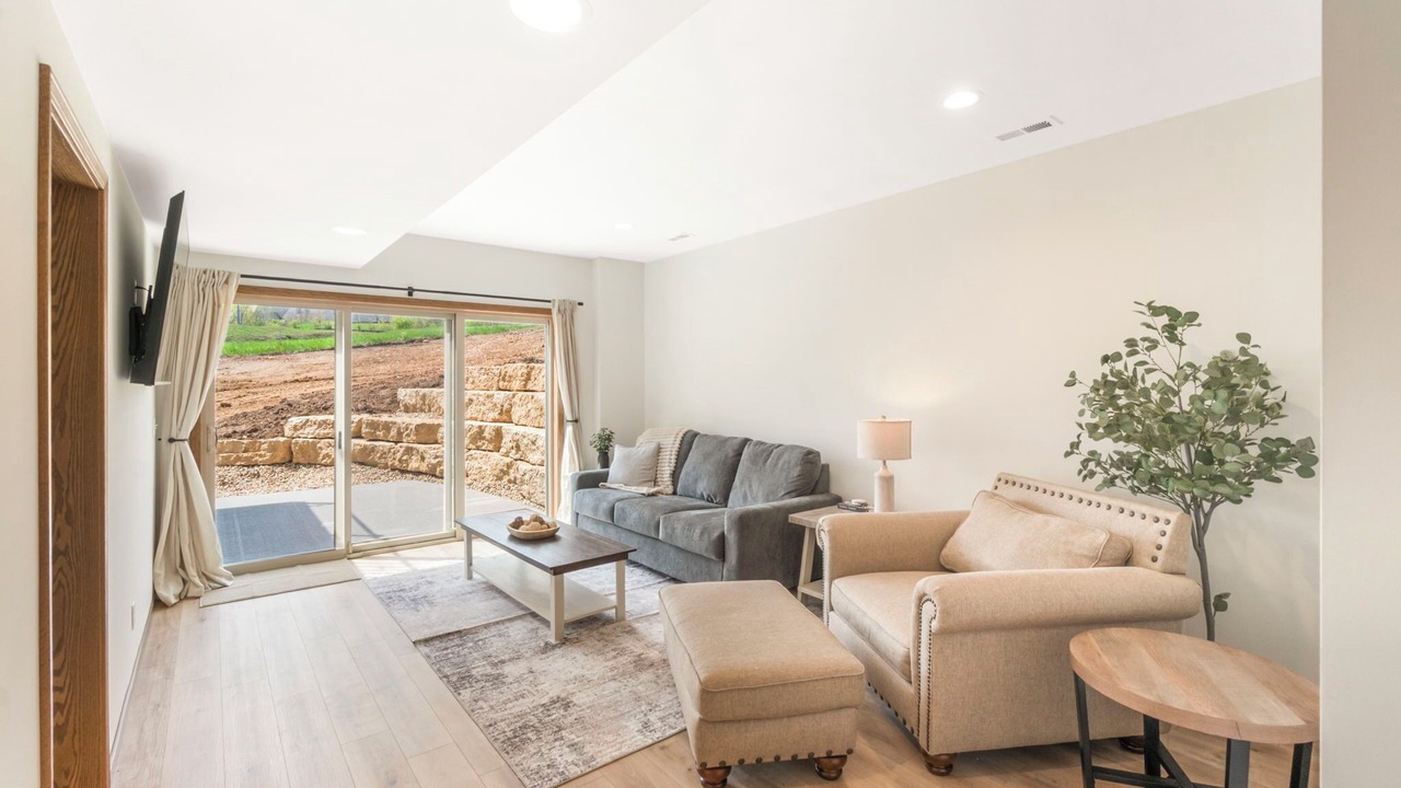 Photo of Livingroom in The Galena Territory