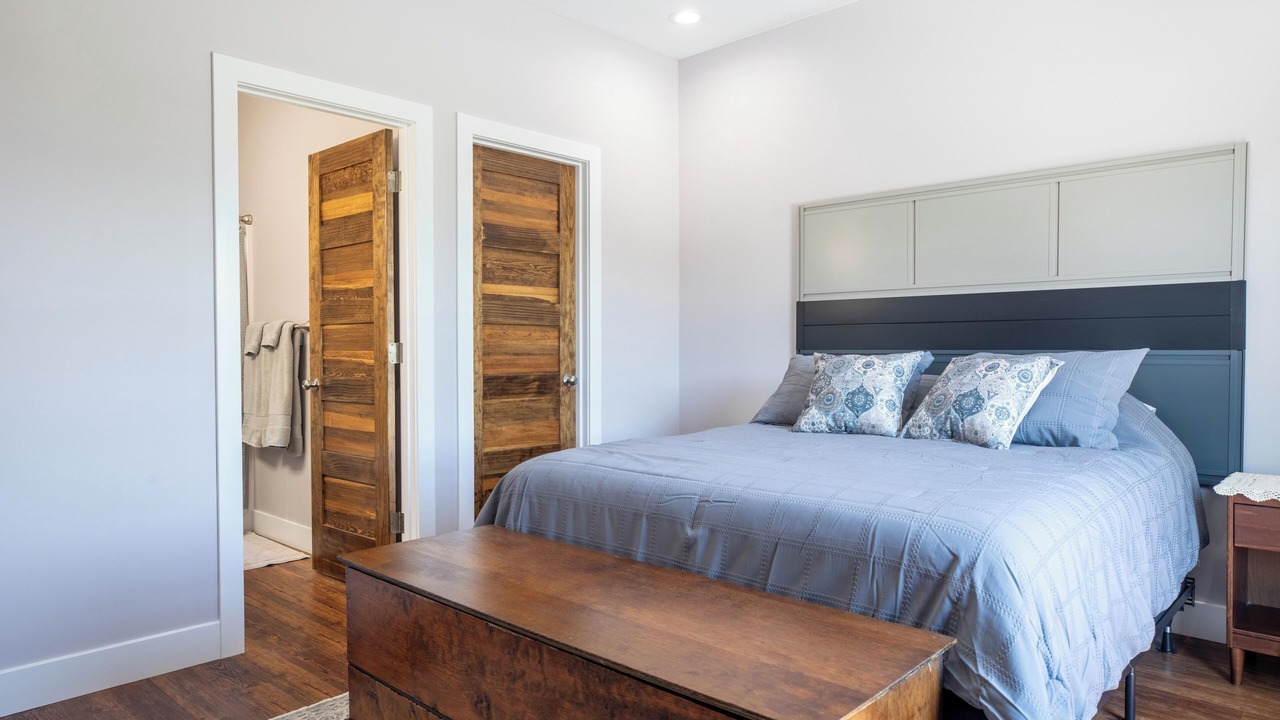 Photo of Bedroom in Troy