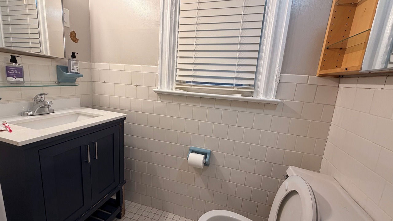 Photo of Bathroom in Columbia Heights