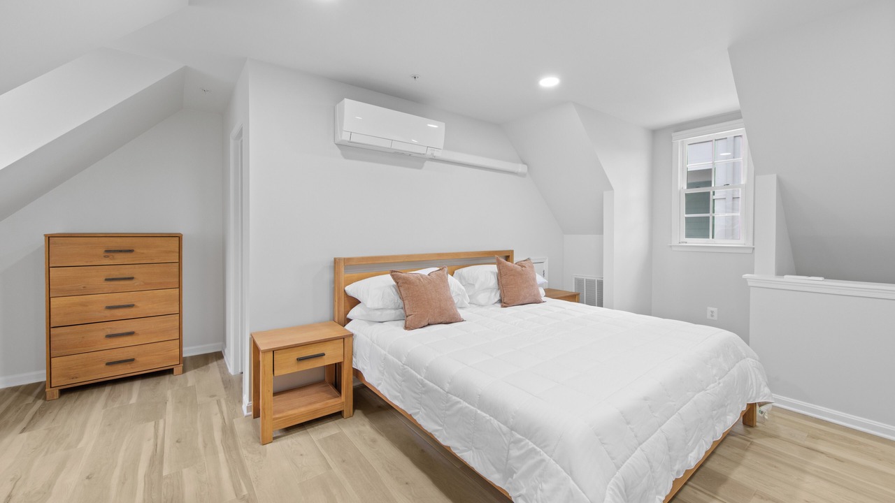 Photo of Bedroom in Long Neck