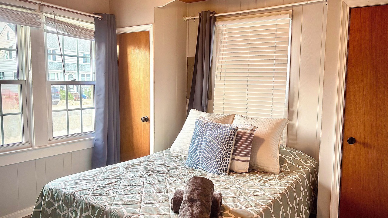 Photo of Bedroom in Ortley Beach