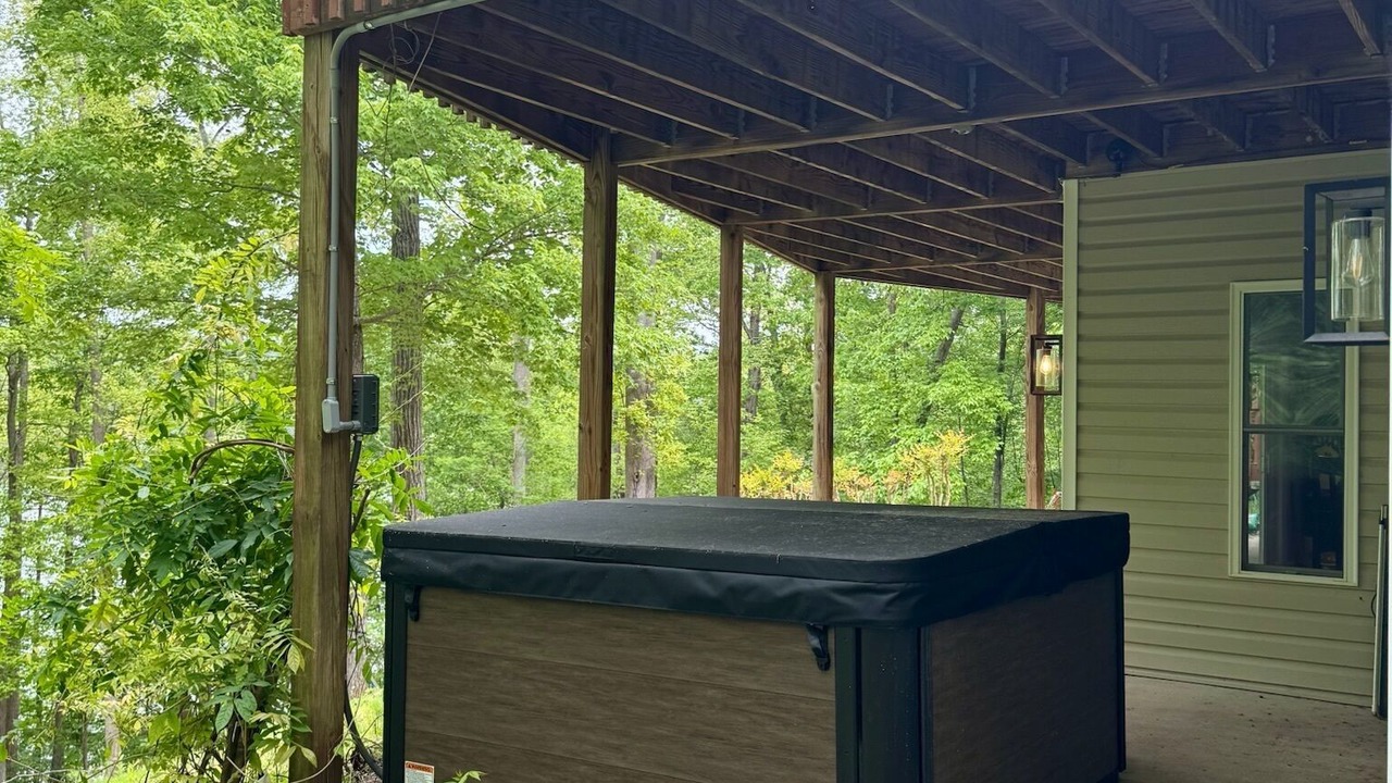 Photo of Patio Balcony in Pittsville
