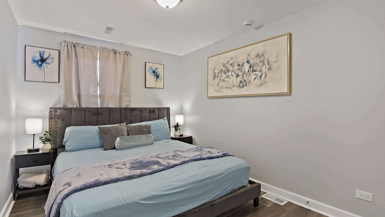 Photo of Bedroom in Russell
