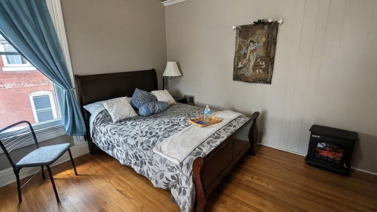 Photo of Bedroom in Moberly