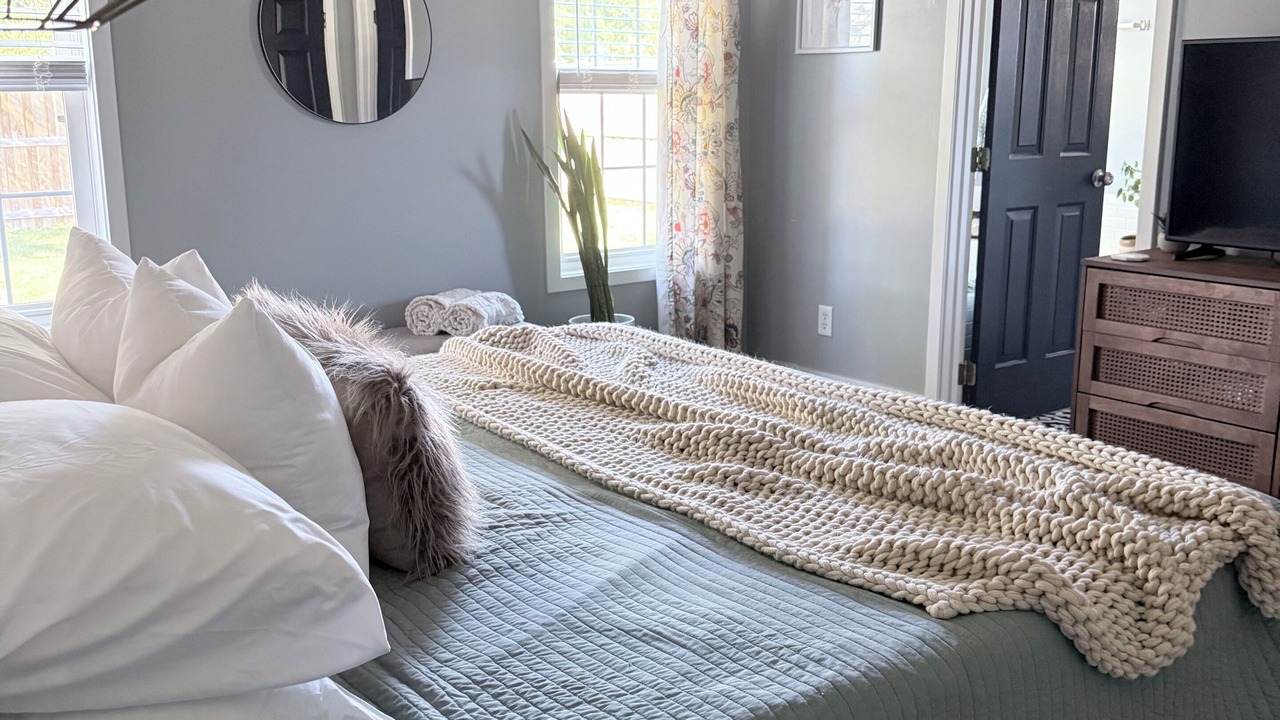 Photo of Bedroom in Murraysville