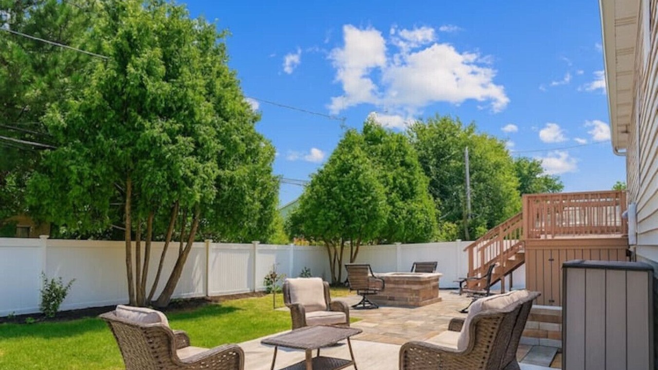 Photo of Outdoor in Bensenville