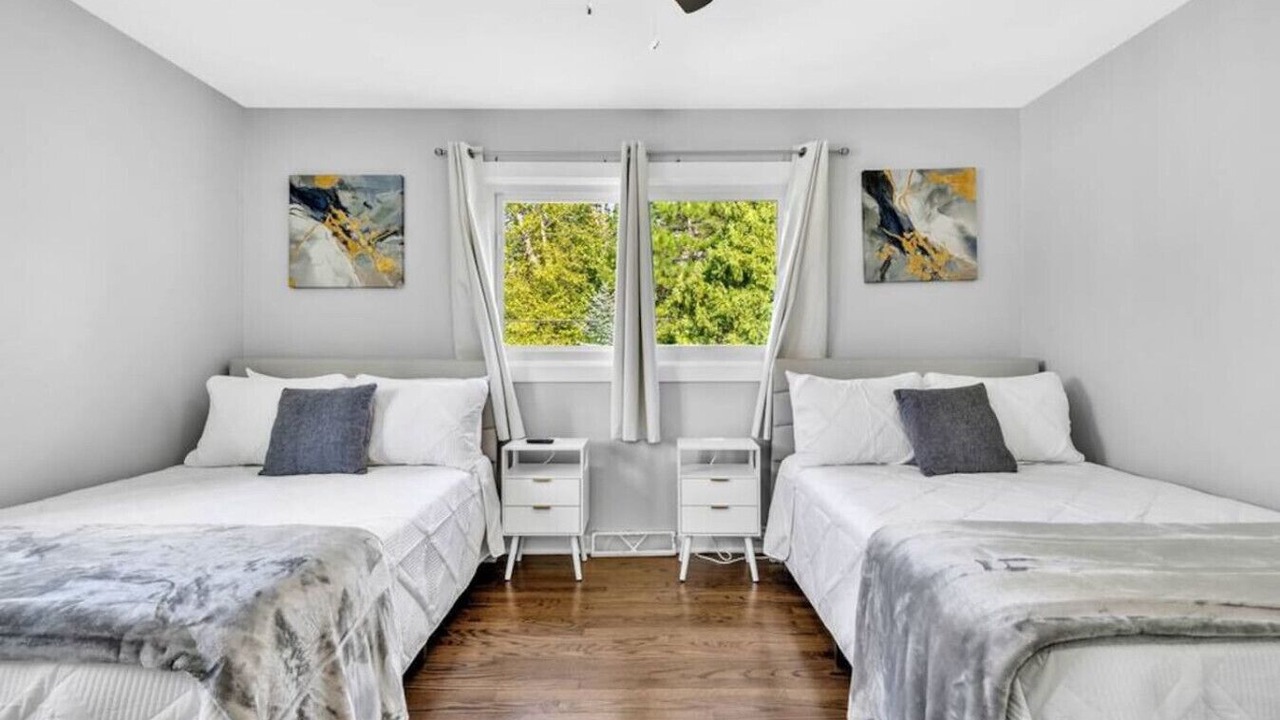 Photo of Bedroom in Bensenville
