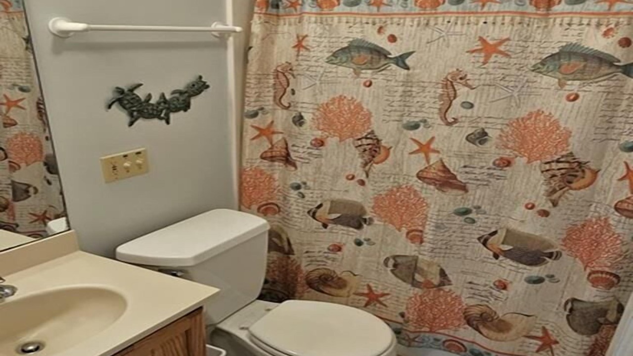 Photo of Bathroom in Gardens