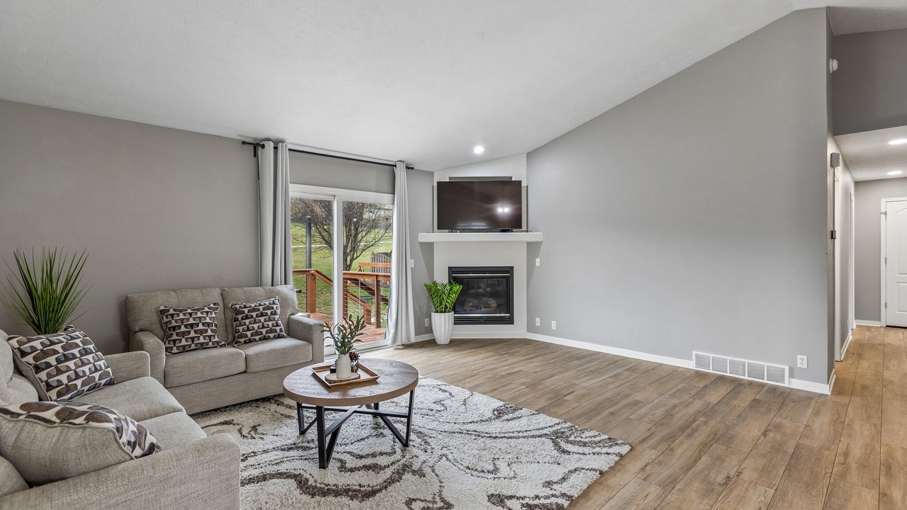 Photo of Livingroom in Jefferson