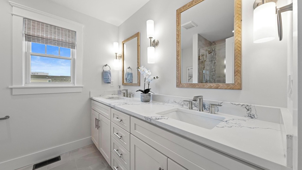 Photo of Bathroom in Surf City