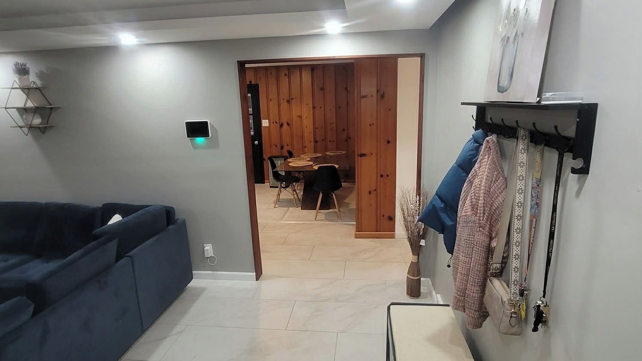 Photo of Livingroom in Northeast Raleigh