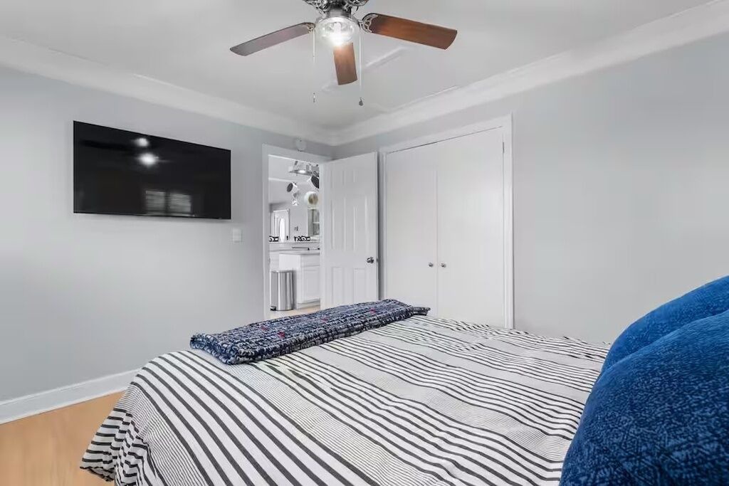 Photo of Bedroom in Lake Murray of Richland