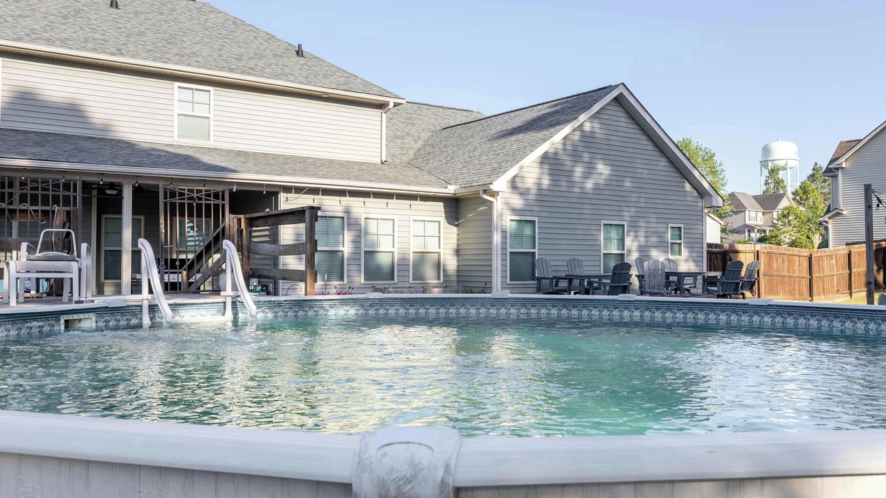 Photo of Outdoor in Olivia
