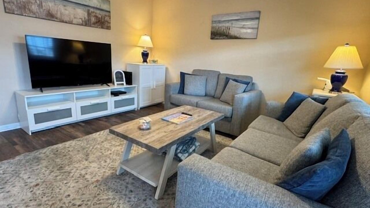 Photo of Livingroom in North End