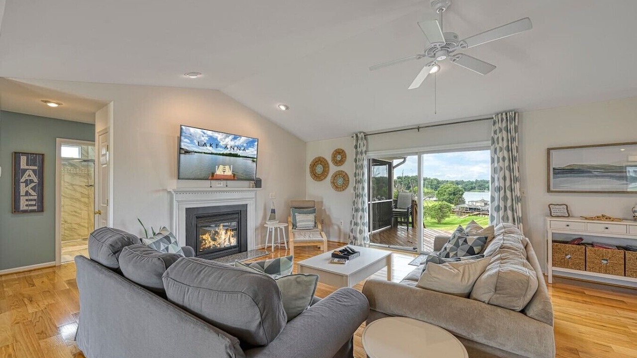 Photo of Livingroom in Livingston