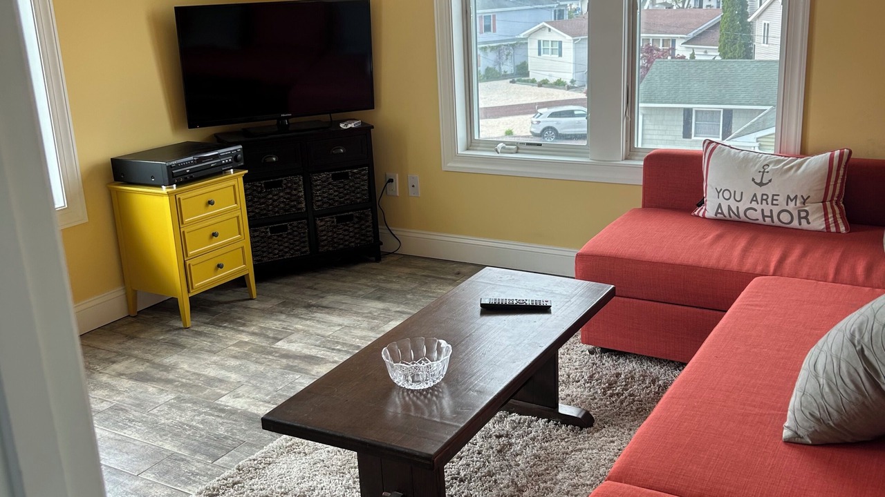 Photo of Livingroom in Mystic Island