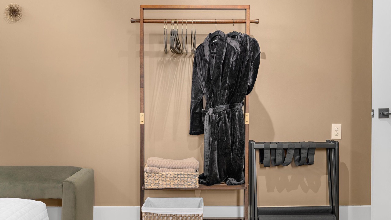 Photo of Bedroom in Barre Circle