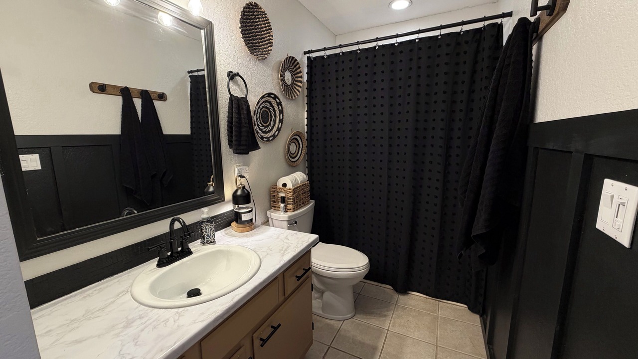 Photo of Bathroom in Oak Grove