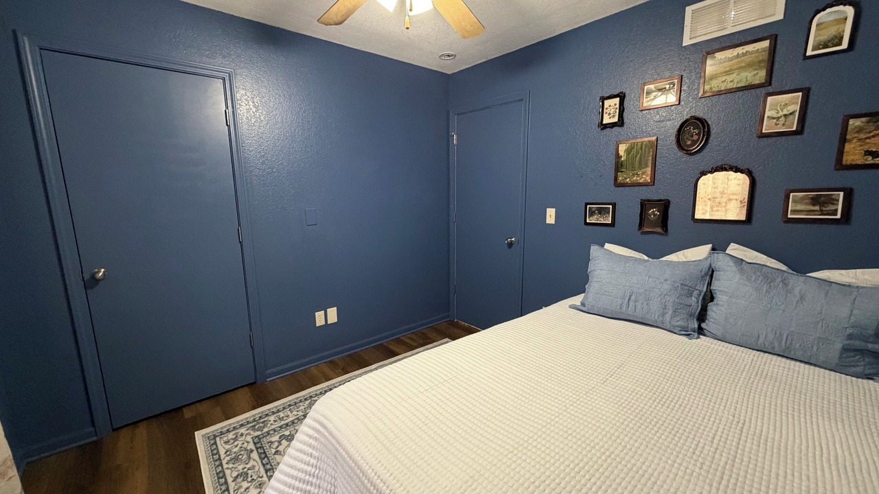 Photo of Bedroom in Oak Grove