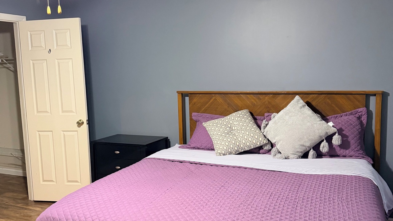 Photo of Bedroom in Ashley Oaks