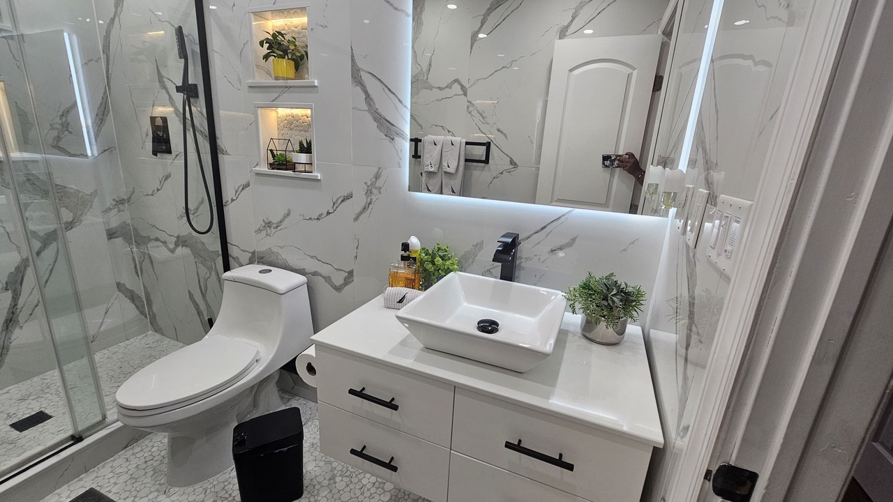 Photo of Bathroom in Carteret