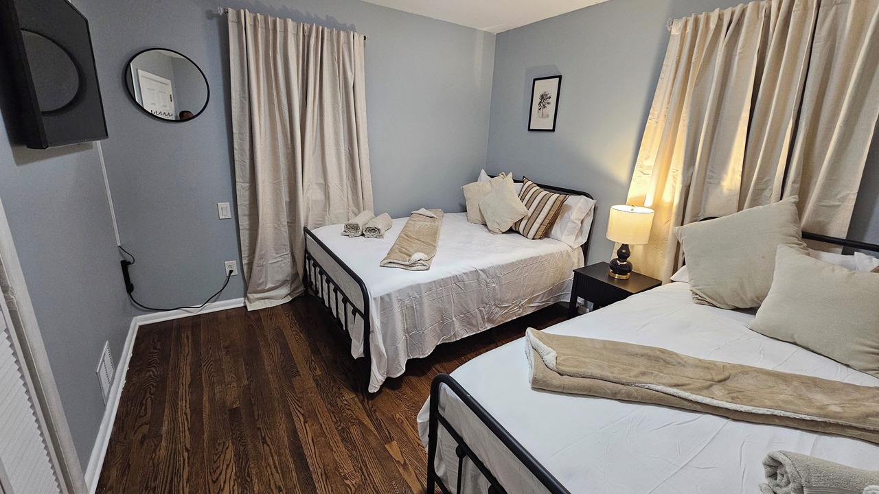 Photo of Bedroom in Carteret