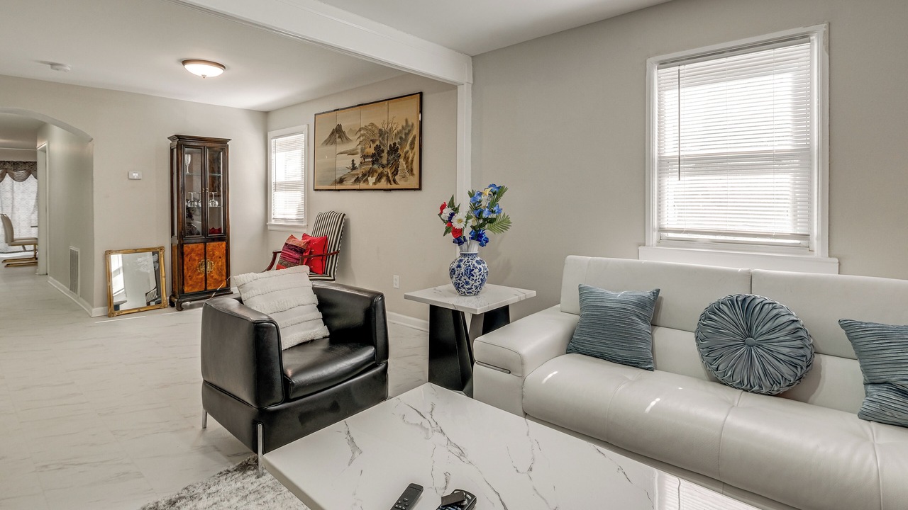 Photo of Livingroom in Riverdale Park