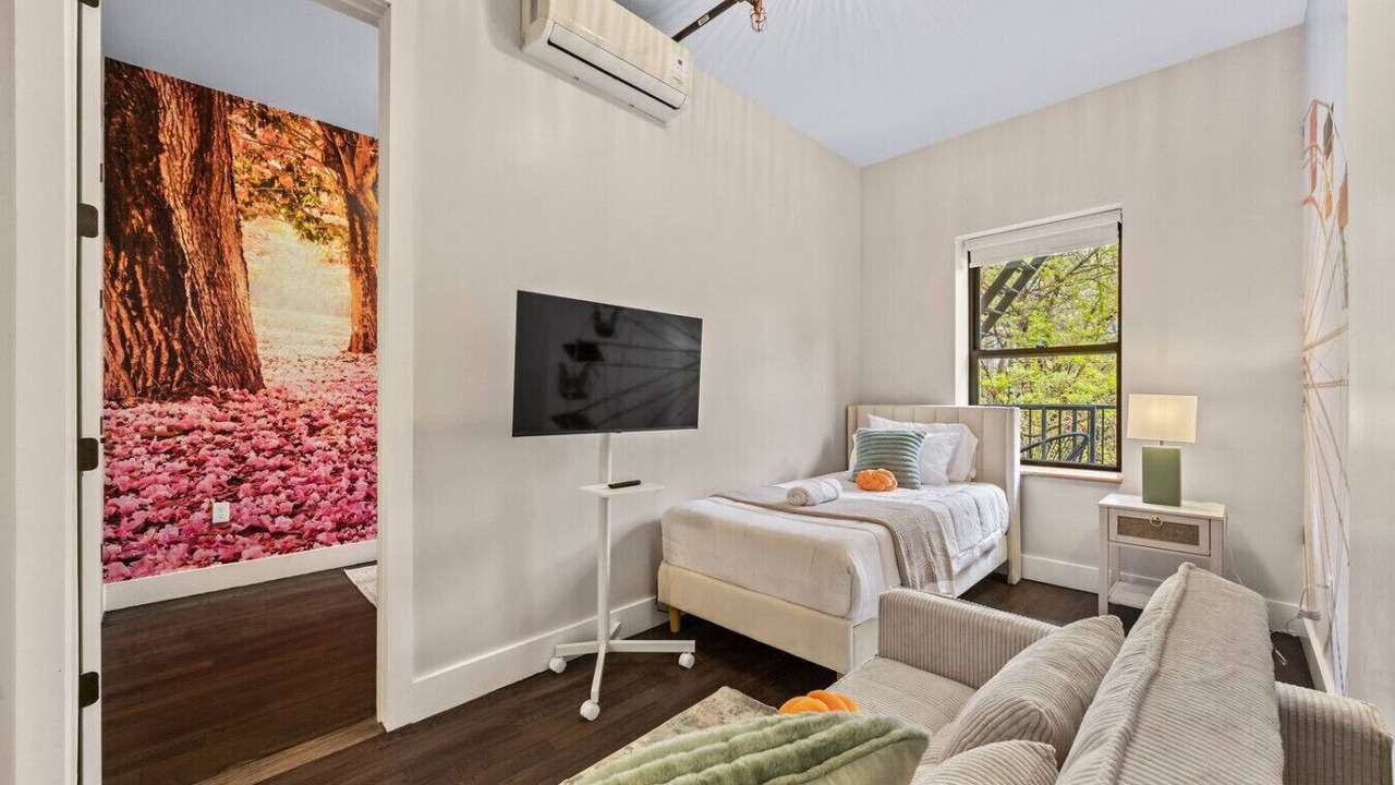 Photo of Bedroom in Bedford-Stuyvesant