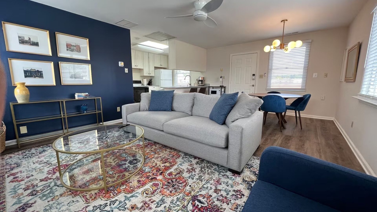Photo of Livingroom in Edgemore