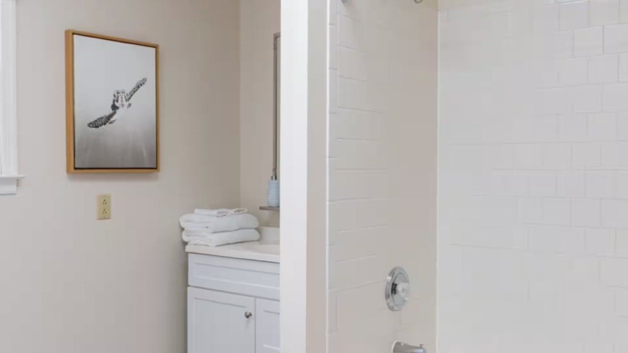 Photo of Bathroom in Edgemore