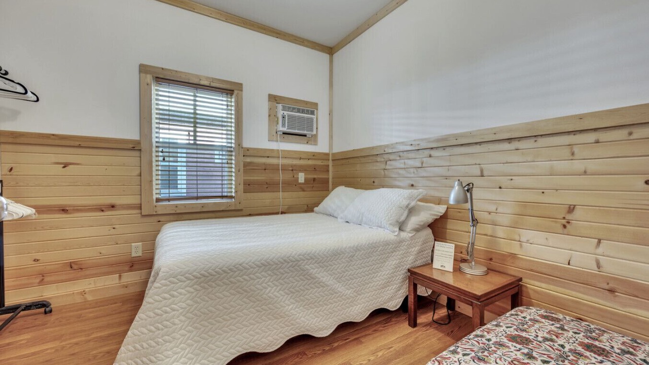 Photo of Bedroom in Okoboji