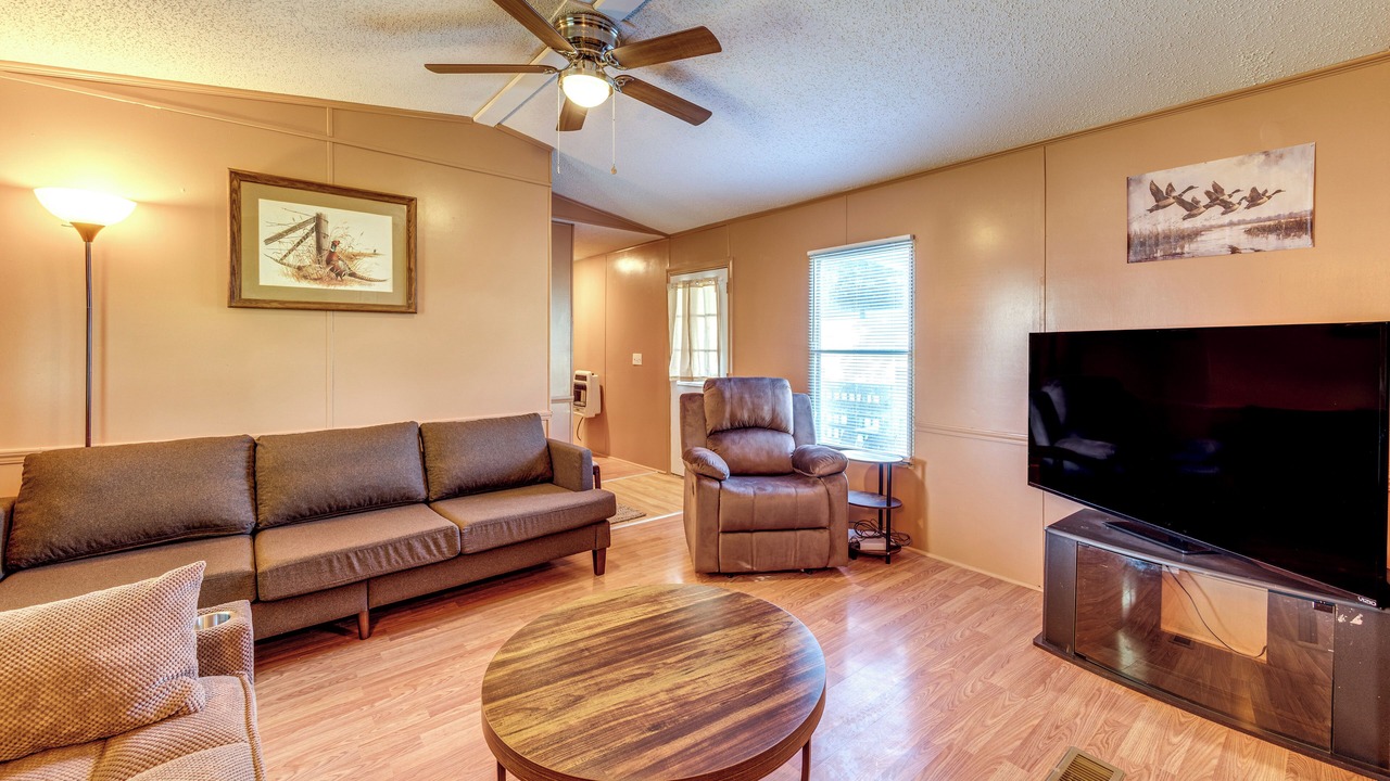 Photo of Livingroom in Sumner