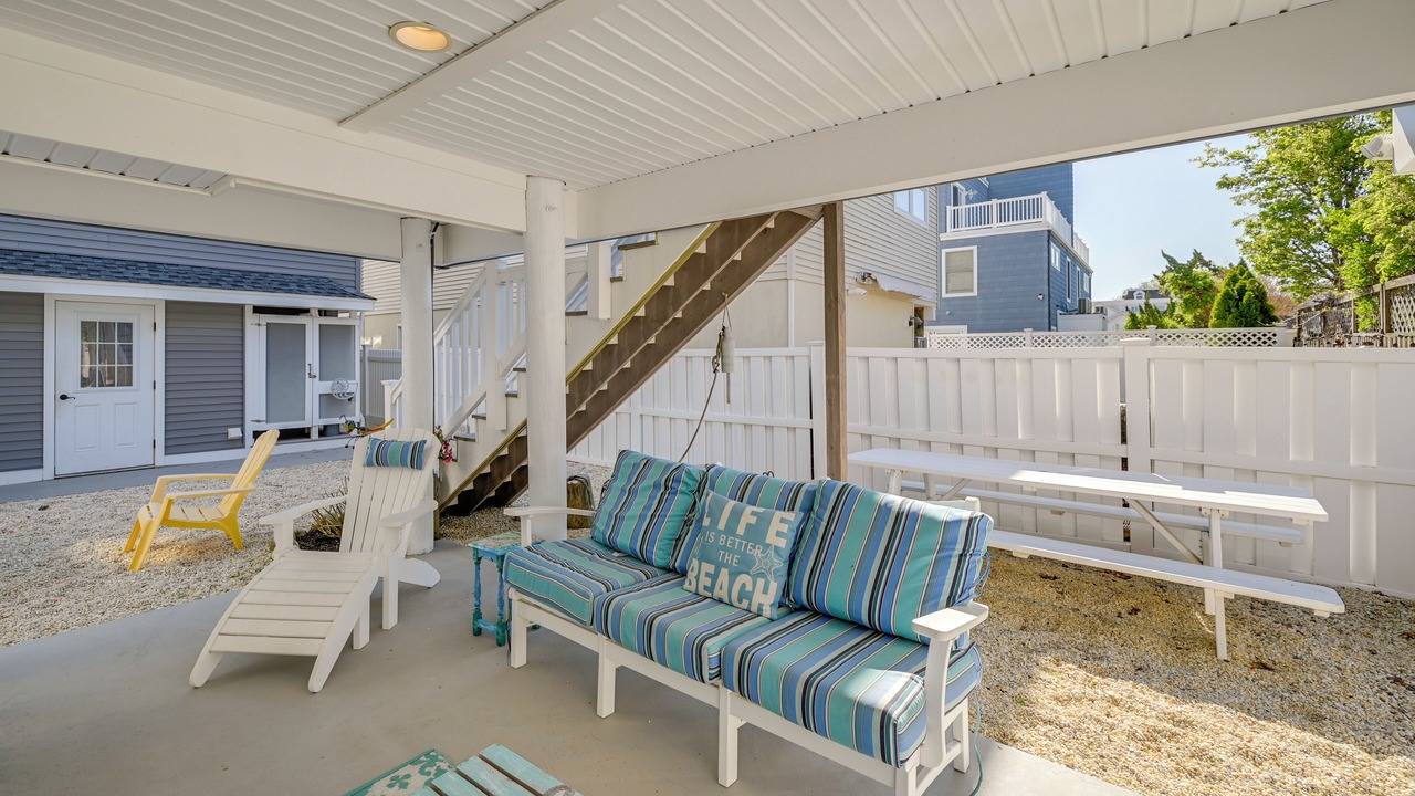Photo of Patio Balcony in Beach Haven
