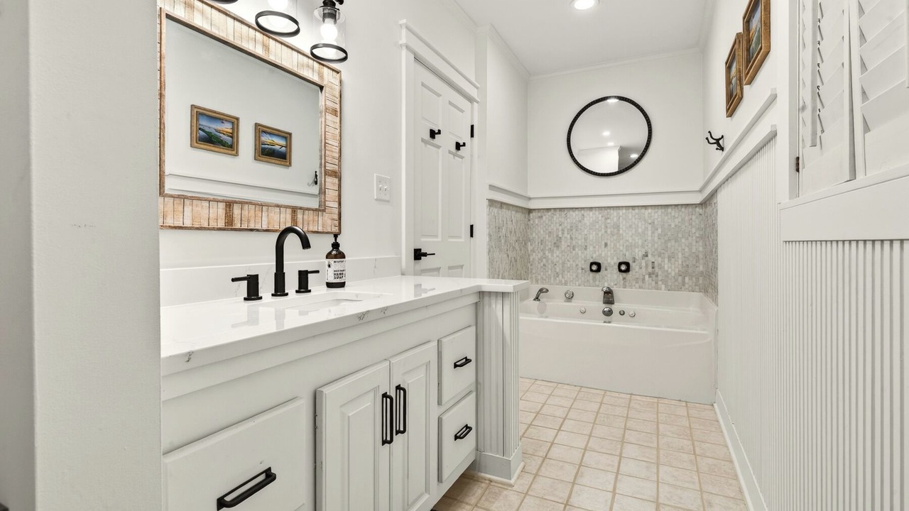 Photo of Bathroom in Manning