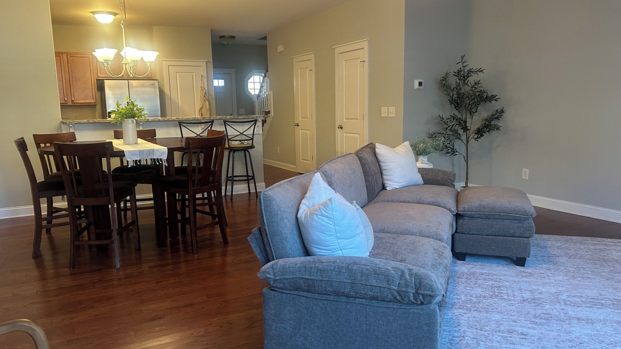 Photo of Livingroom in Greenville