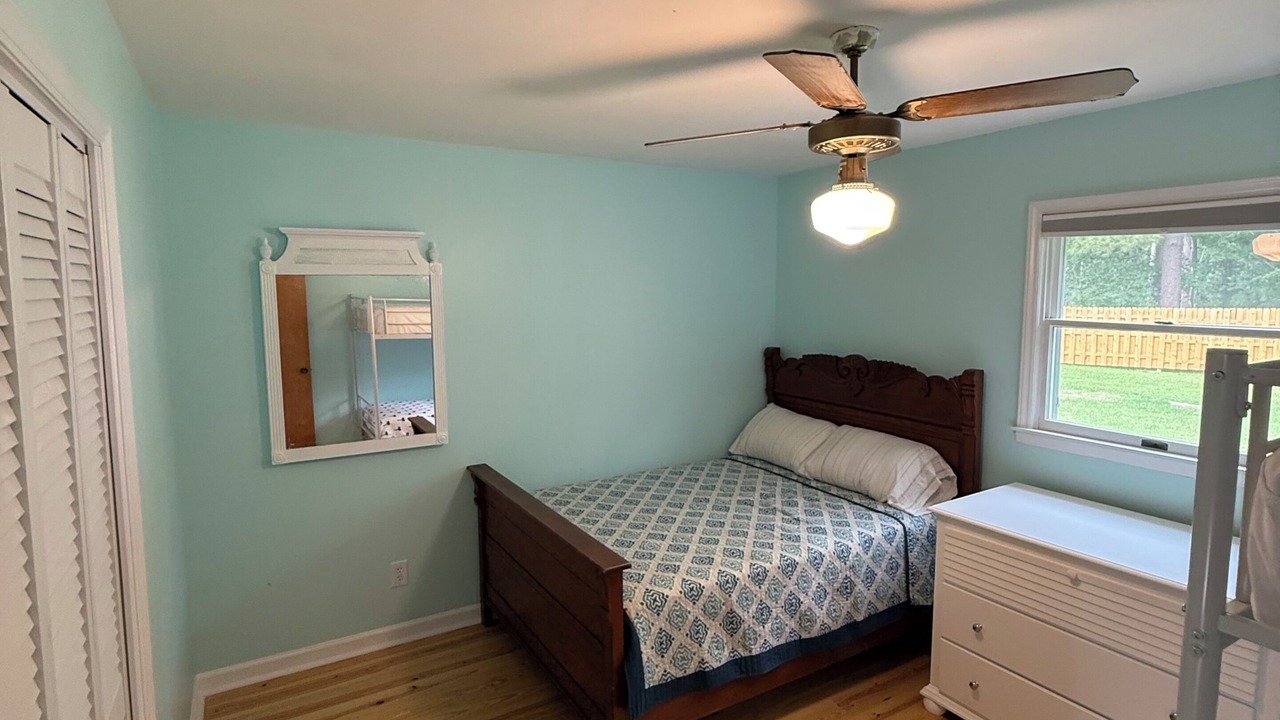 Photo of Bedroom in Manning