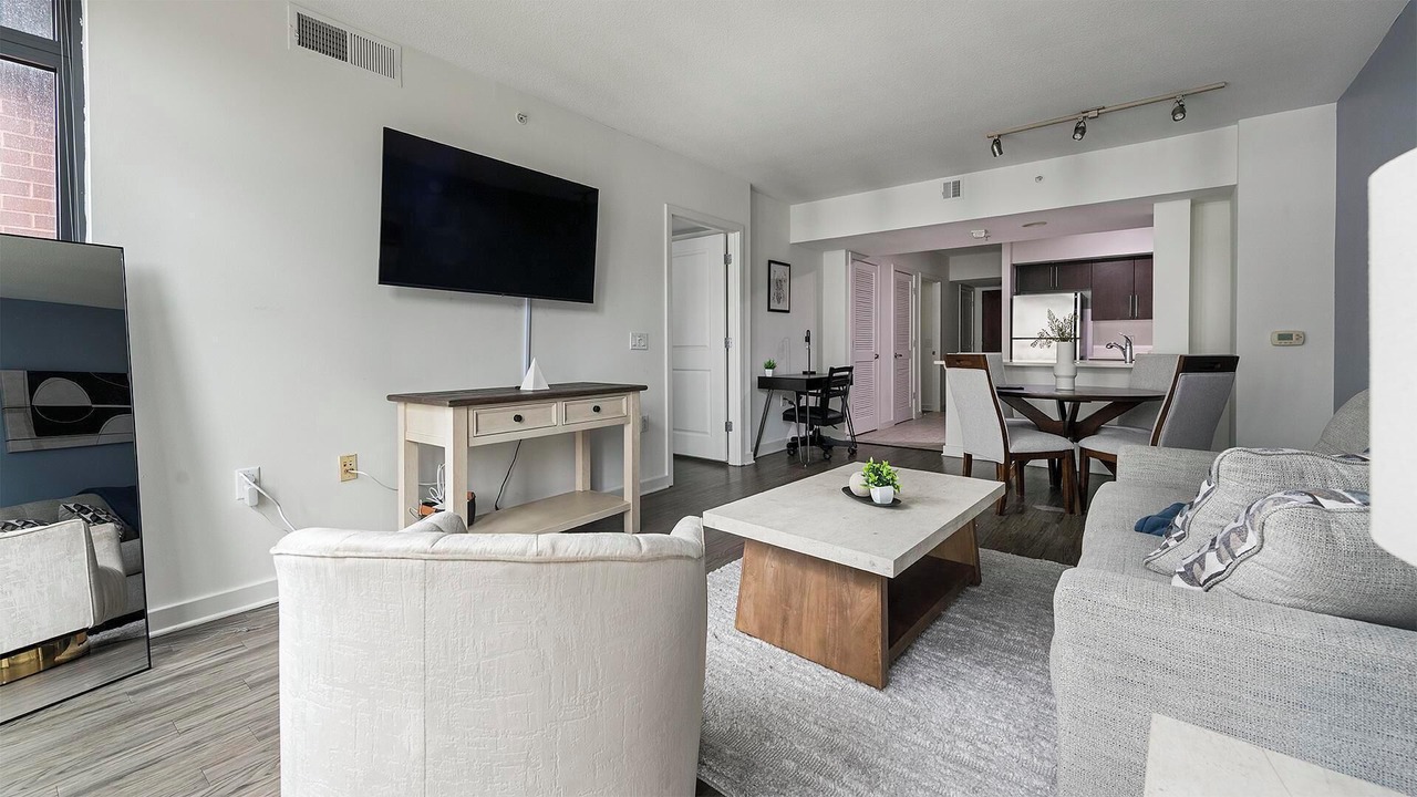 Photo of Livingroom in Navy Yard