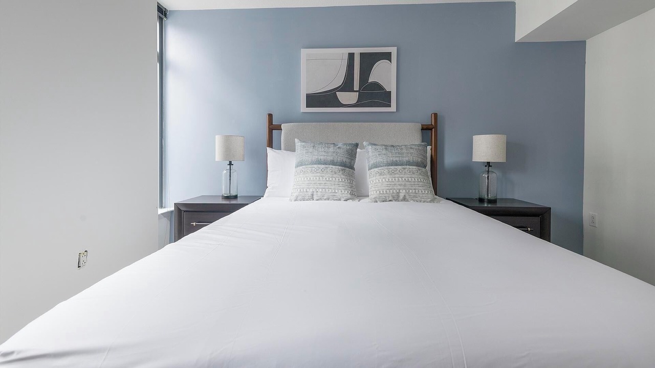 Photo of Bedroom in Navy Yard