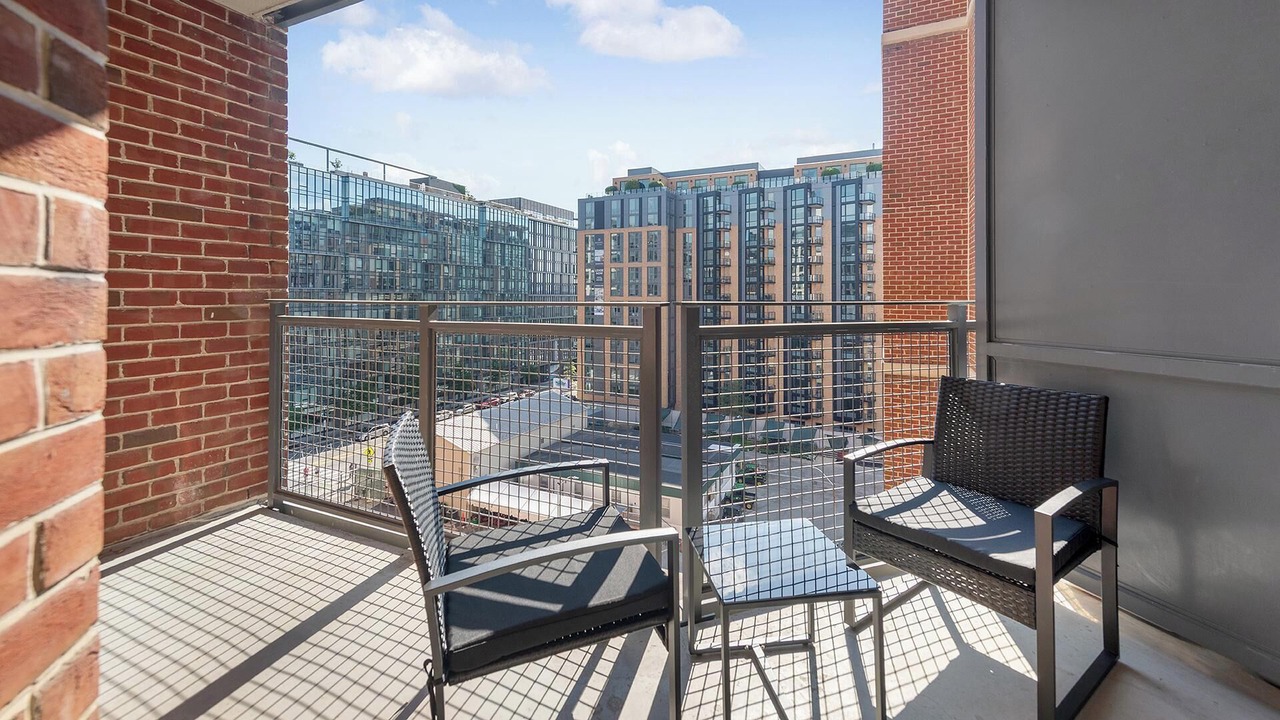 Photo of Patio Balcony in Navy Yard