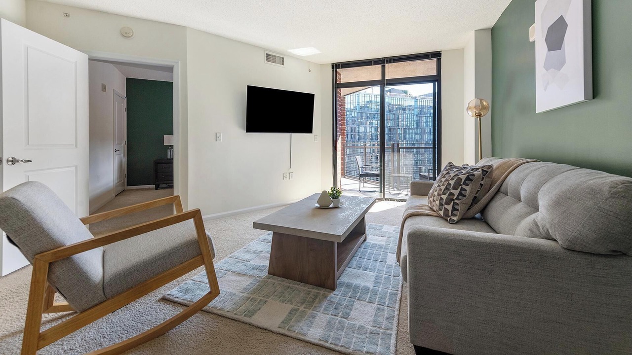 Photo of Livingroom in Navy Yard