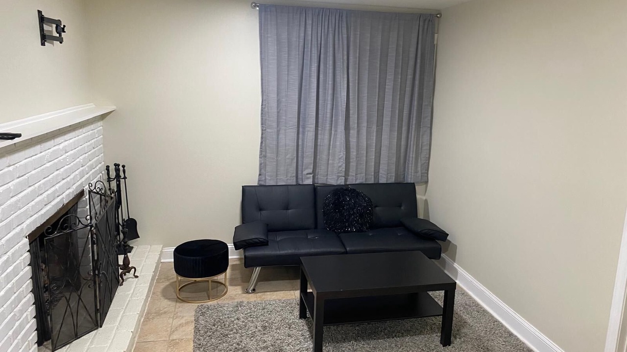 Photo of Livingroom in Rockville