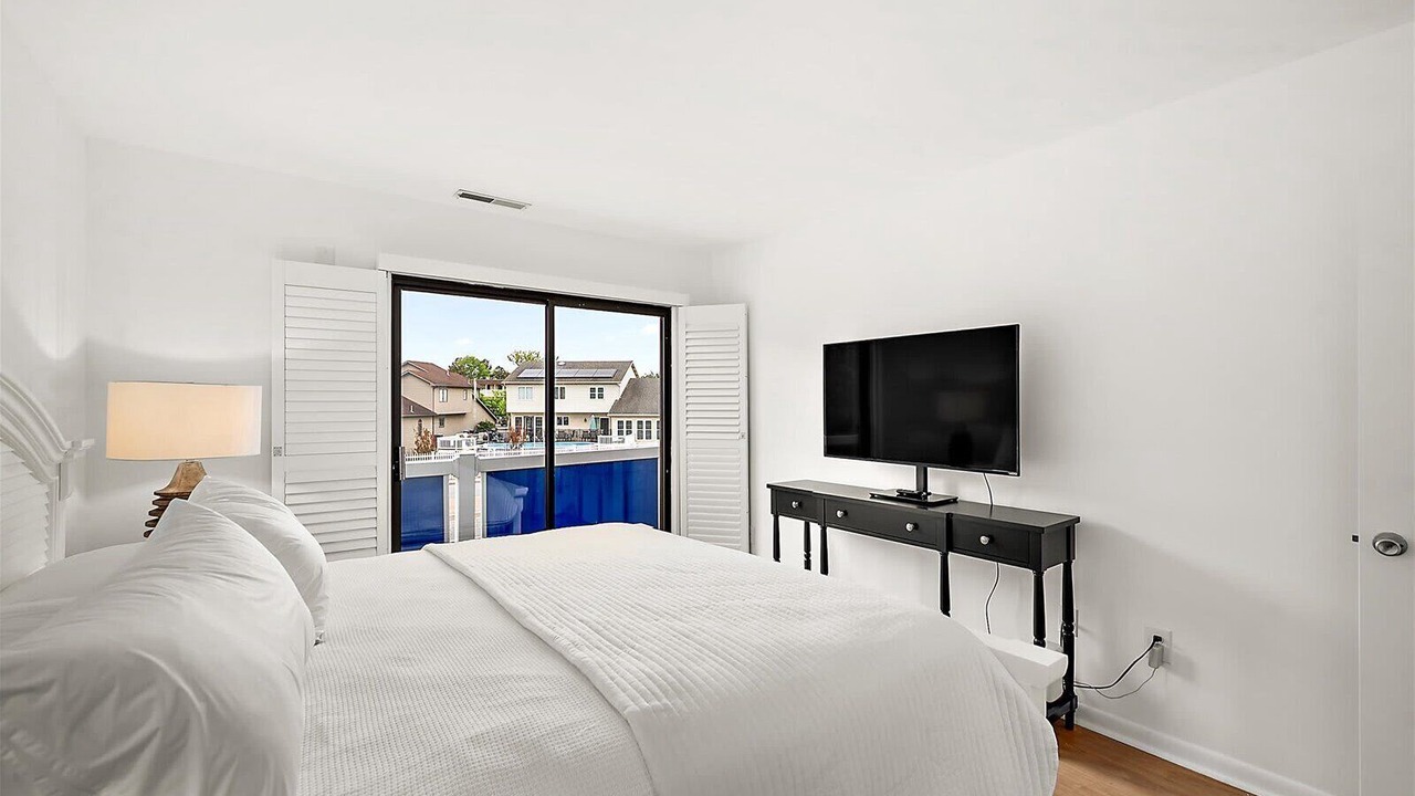 Photo of Bedroom in Fenwick Island