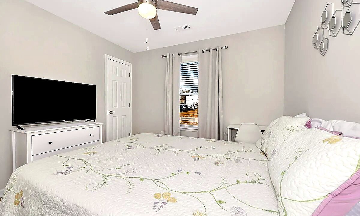 Photo of Bedroom in Huntsville