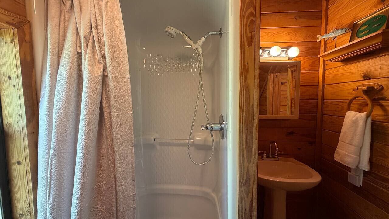 Photo of Bathroom in Mentone