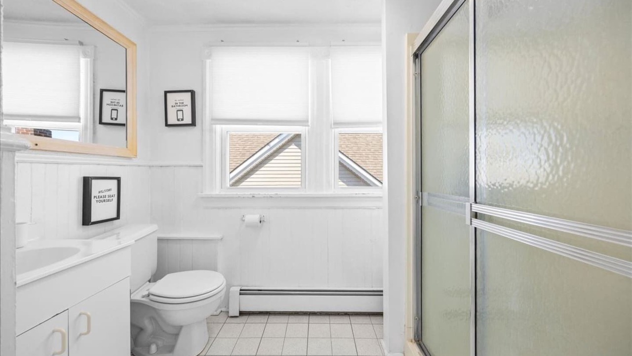 Photo of Bathroom in Ventnor City