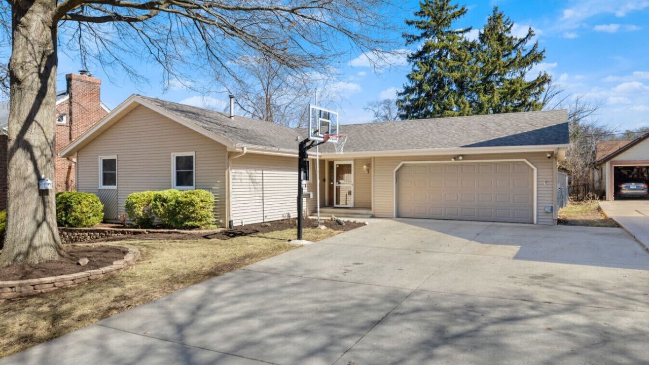 Photo of Outdoor in Rockford