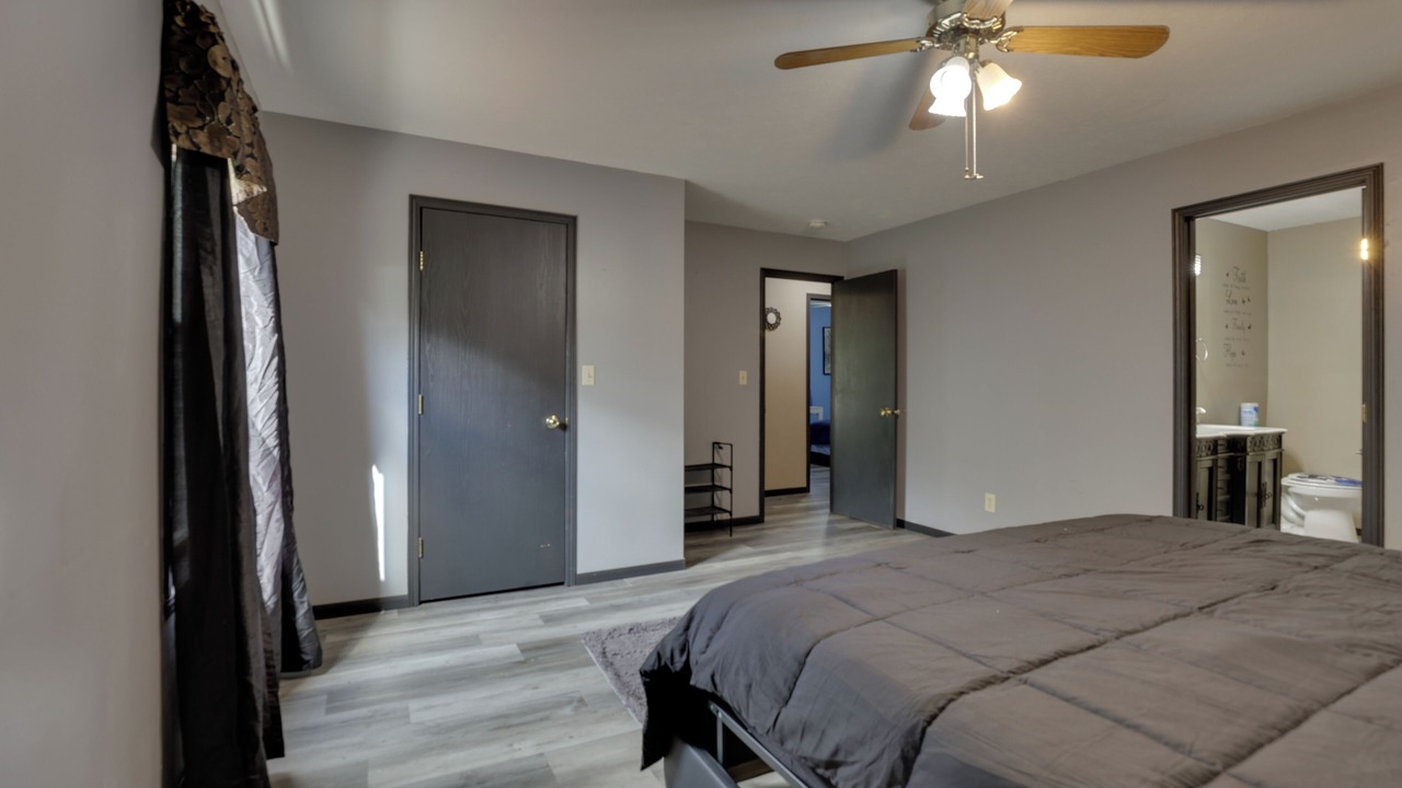Photo of Bedroom in Capron