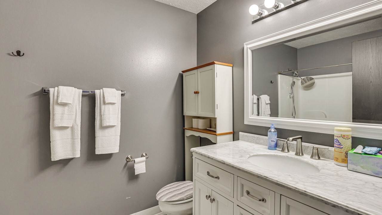 Photo of Bathroom in Capron