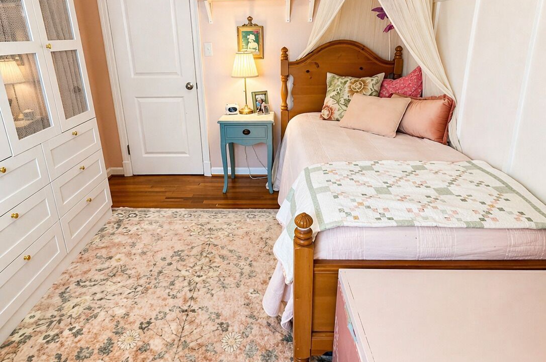 Photo of Bedroom in Fry's Spring