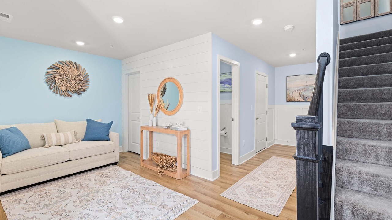 Photo of Livingroom in Caine Woods